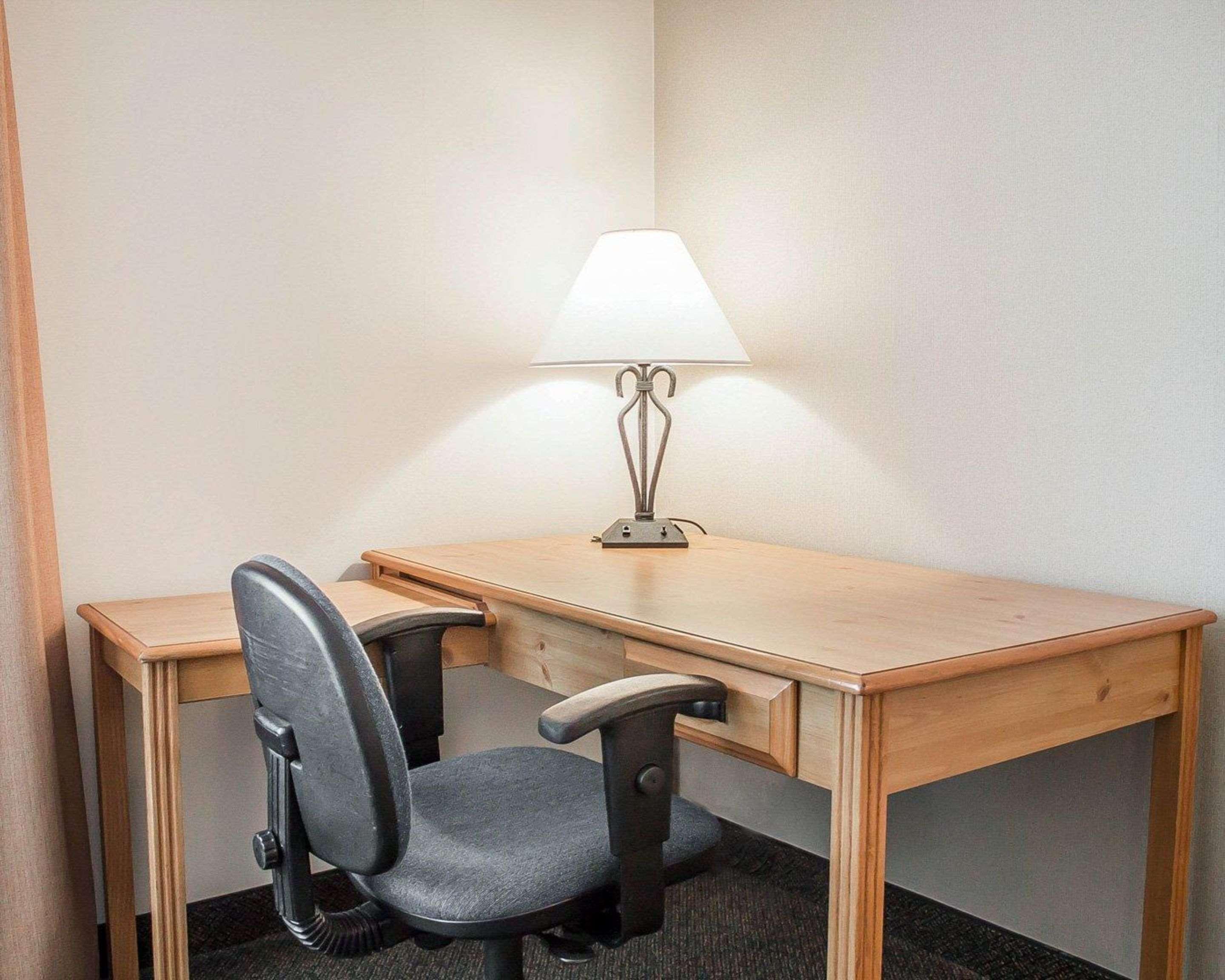 Quality Inn Rhinelander Bagian luar foto