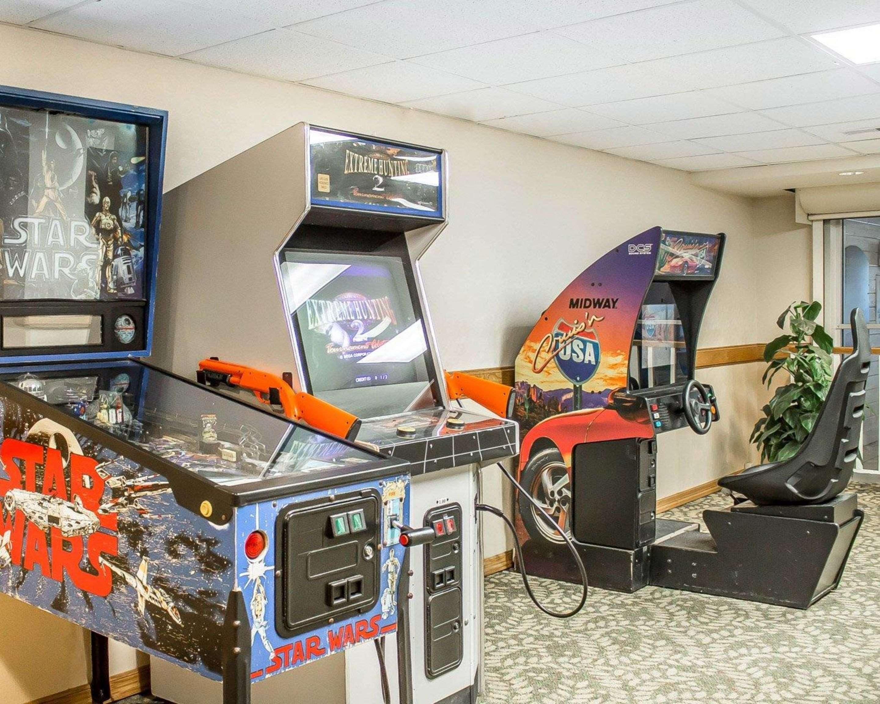 Quality Inn Rhinelander Bagian luar foto