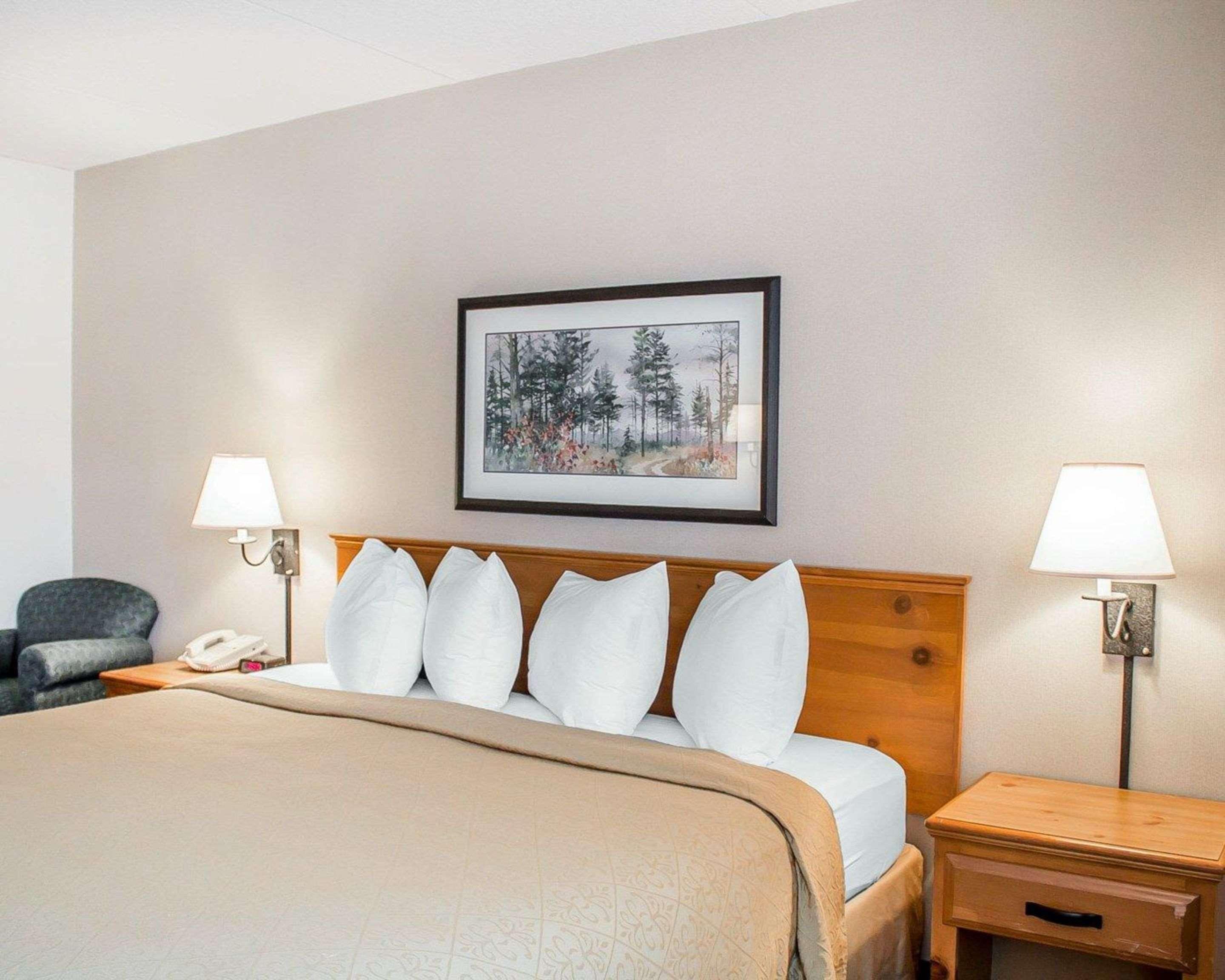 Quality Inn Rhinelander Bagian luar foto