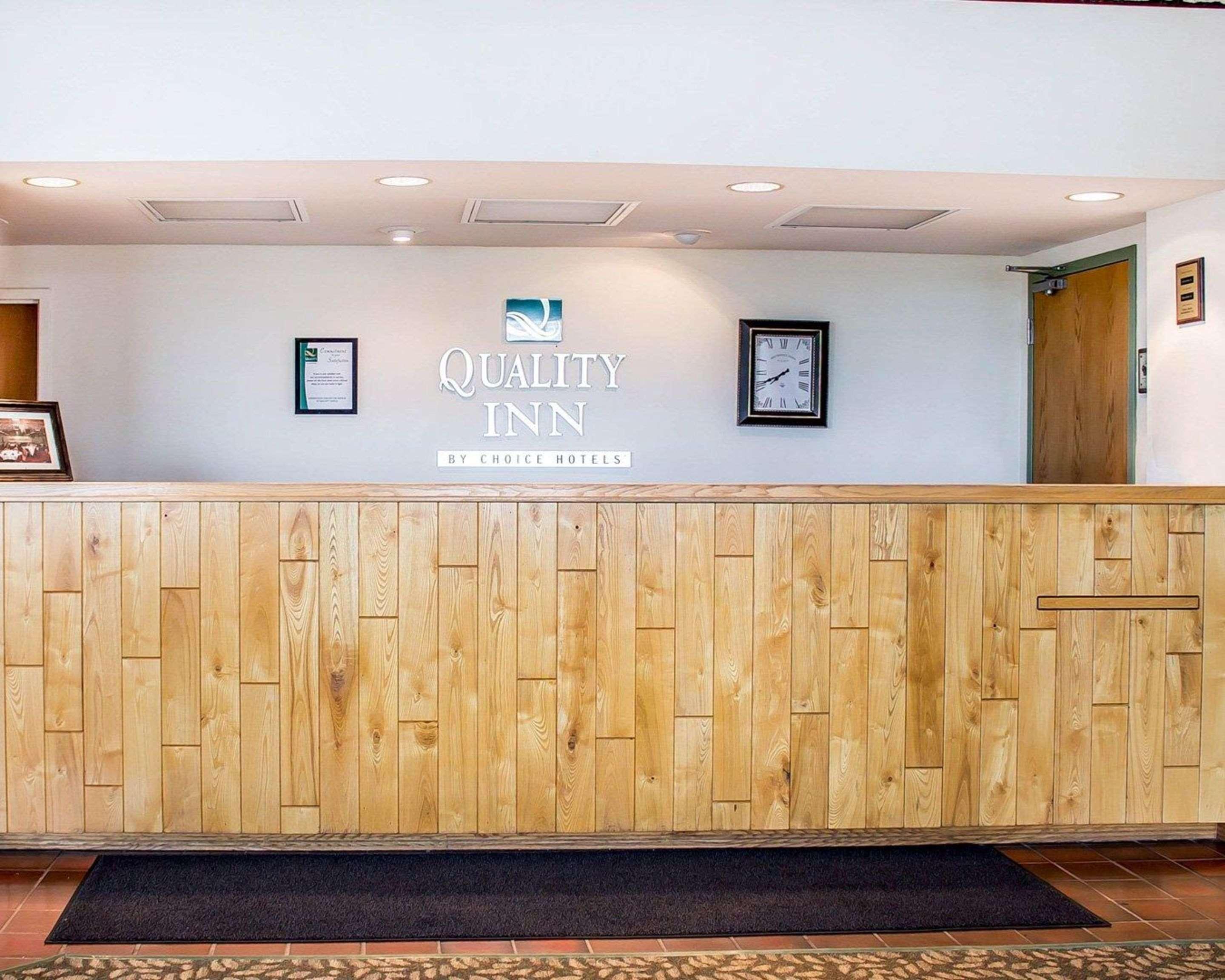 Quality Inn Rhinelander Bagian luar foto